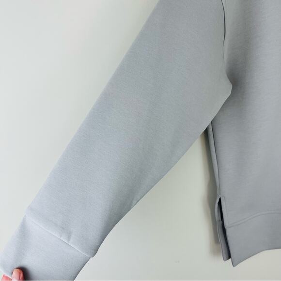 Banana Republic grey boxy mock neck stretchy pullover top medium - Picture 4 of 7